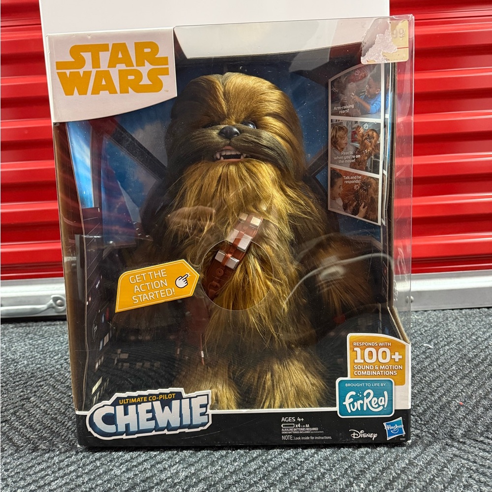 Star Wars Ultimate Co-Pilot Chewie Interactive Toy
